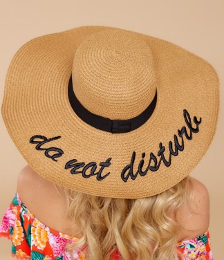 35306_Copyright_RedDressBoutique_2017