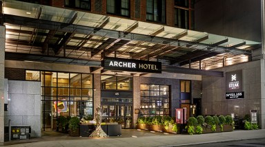 archer-hotel-new-york-entrance